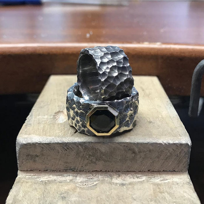 Custom Ring 18