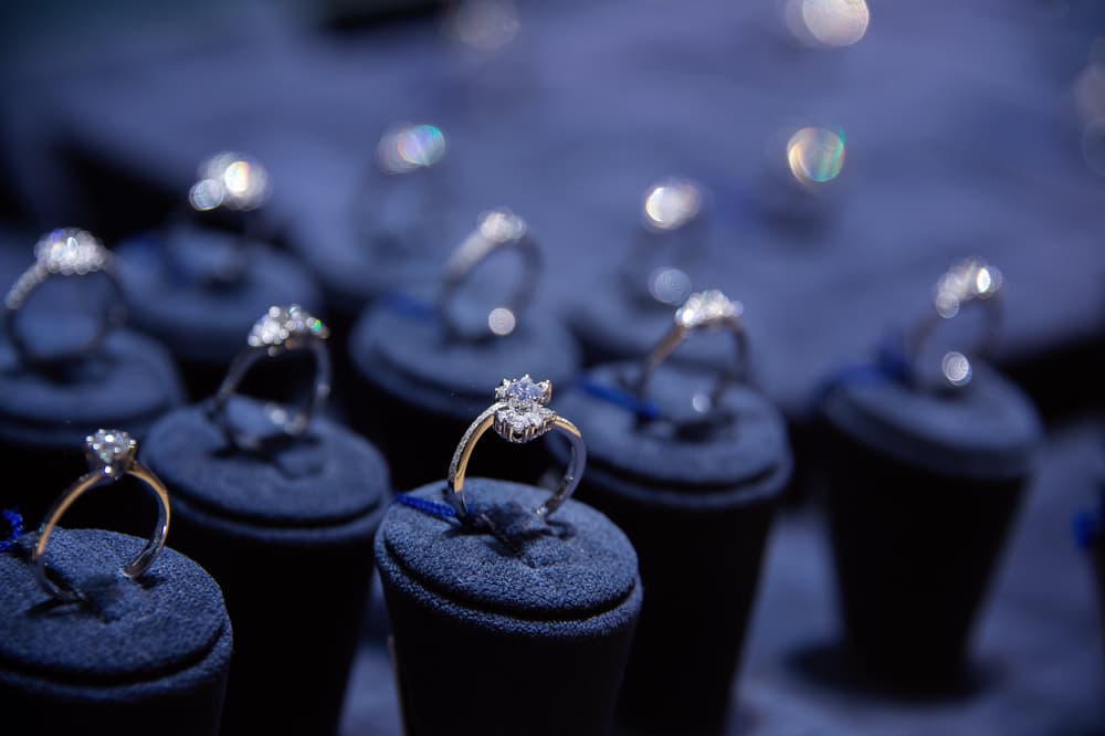 The Hidden History of Jewellery 